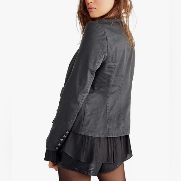 FREE PEOPLE | ✨NEW✨ Ruffles Romance Jacket in Black - Picture 2 of 4